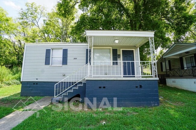 Primary Photo - 3909 39th Ct N