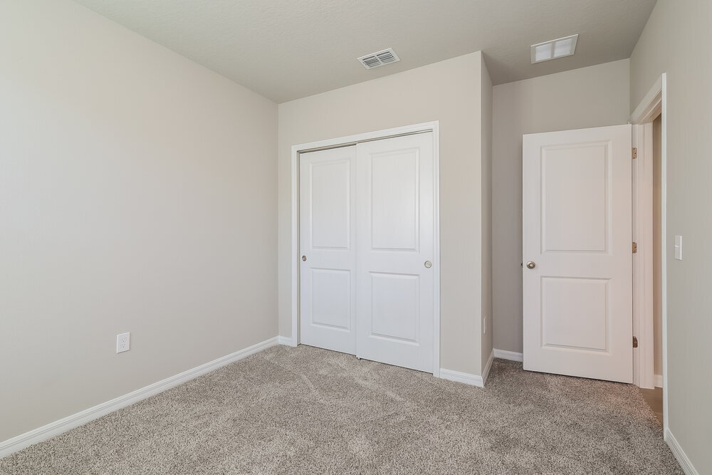 Building Photo - 1142 Oak Vly Dr