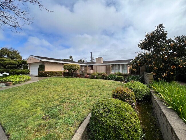Building Photo - 11352 Weatherby Rd