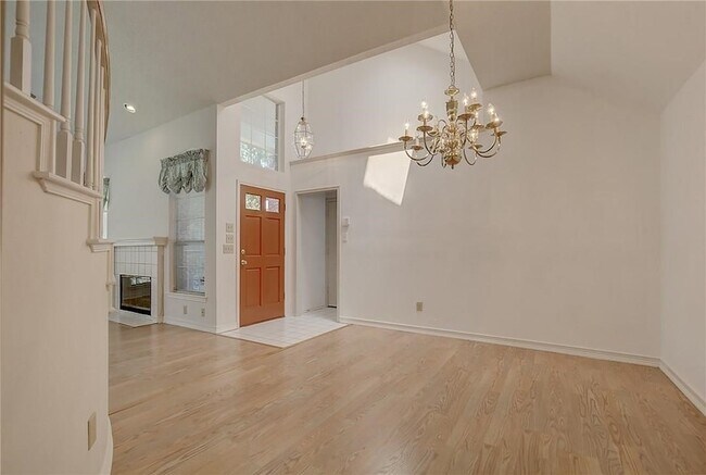 Building Photo - 3005 Warm Springs Ln