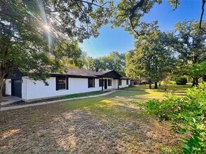 Building Photo - 105 Timber Ridge Cir