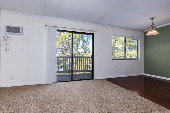 Building Photo - Upstairs, 1 bedroom, Benicia Highlands on Cambridge Drive