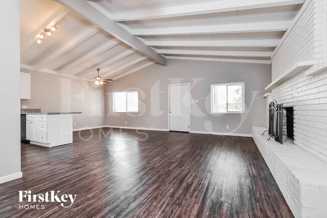 Building Photo - 1801 Canosa Ave