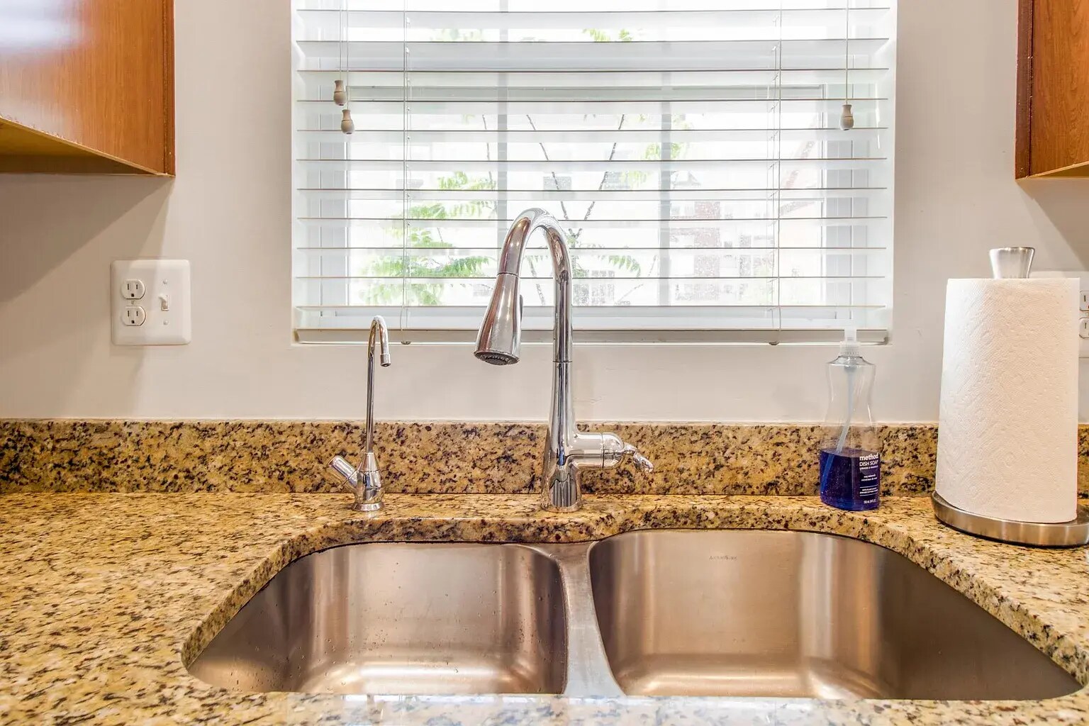 Building Photo - 7932 Pettigrew St