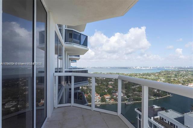 Building Photo - 4779 Collins Ave