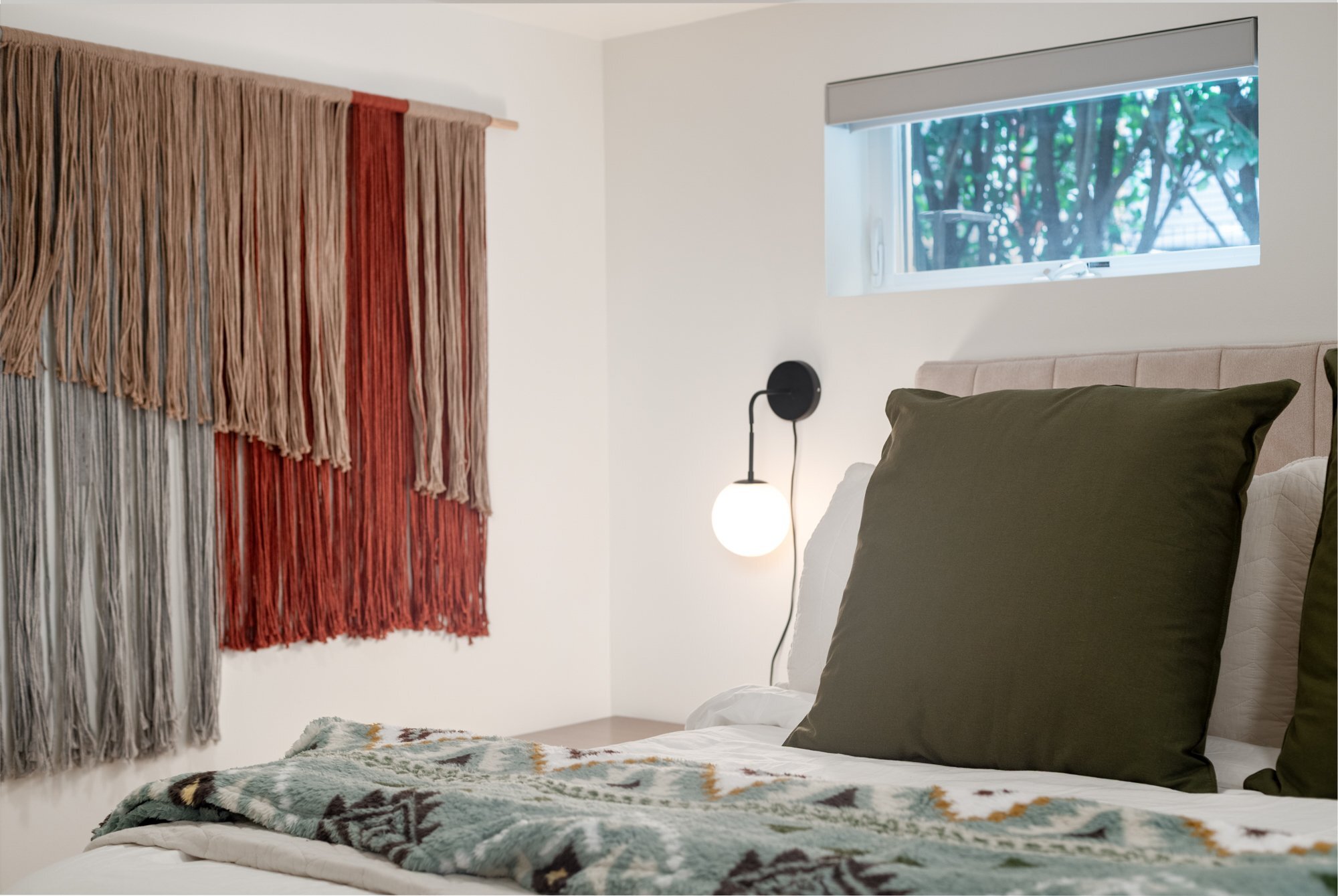 Building Photo - 2314 NE Flanders St