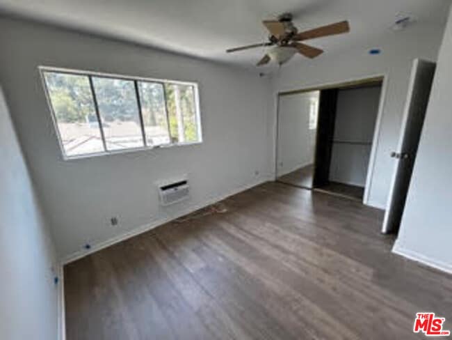 Building Photo - 5529 Cartwright Ave