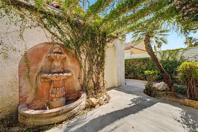 Building Photo - 3159 Bel Air Dr