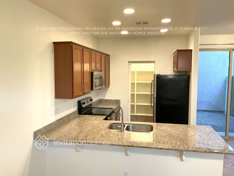 Building Photo - 3386 E Liberty Ln