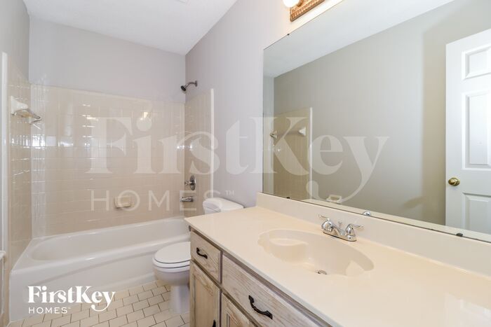 Building Photo - 7353 Kevinridge Cove W