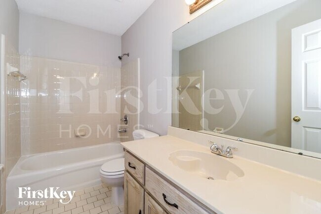 Building Photo - 7353 Kevinridge Cove W