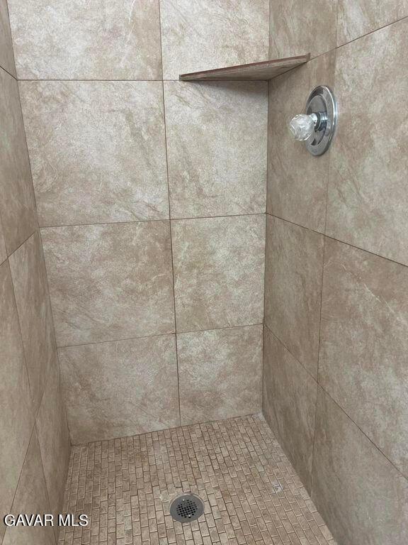 Building Photo - 5033 Avenue L10 Ave