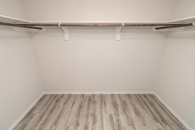 Building Photo - 24002 Avogadro Dr