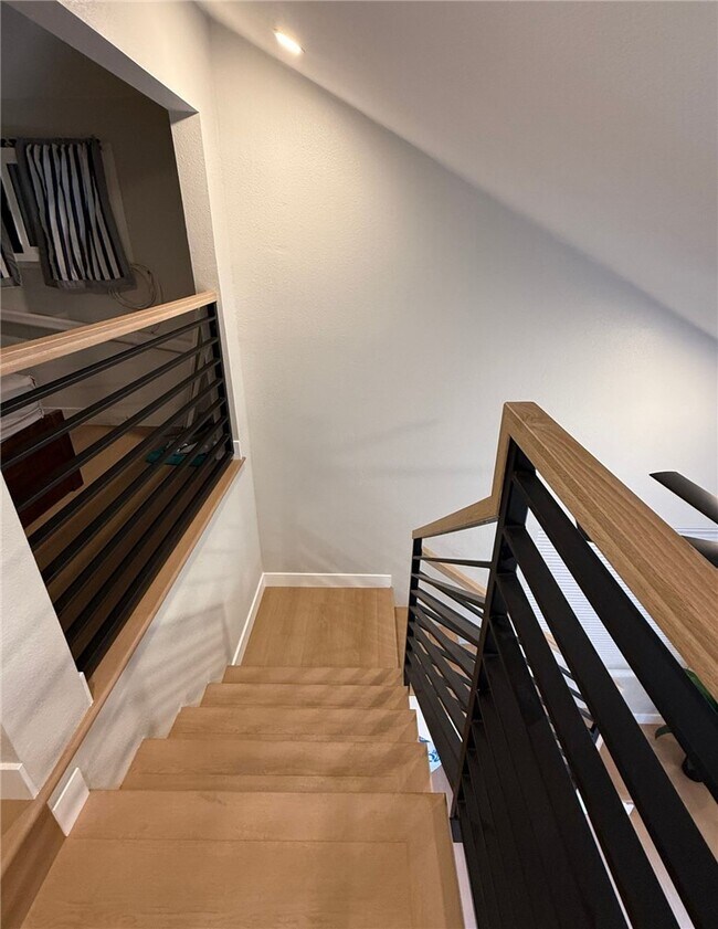 Building Photo - 25520 Aragon Way