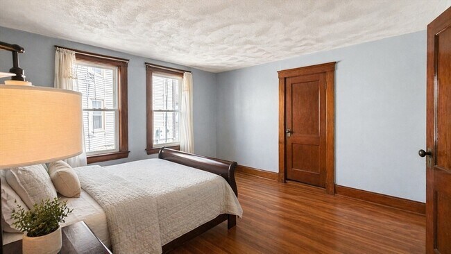 Building Photo - 86 Howard St