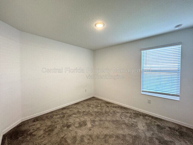 Building Photo - 5442 Limestone St