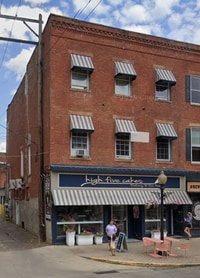 Building Photo - 81 N Paint St