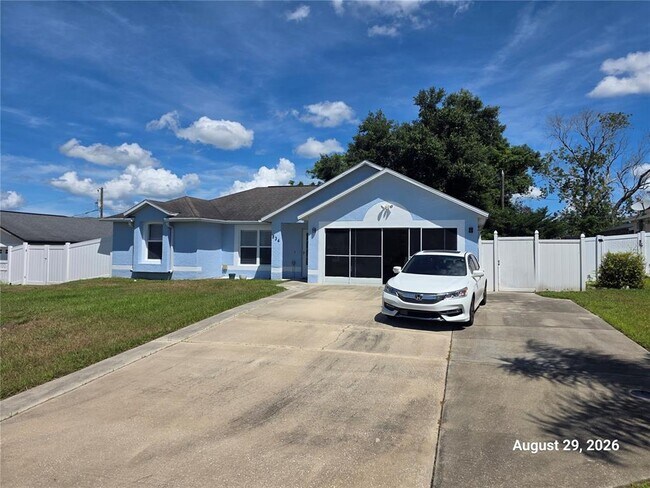 Building Photo - 834 Amidon St