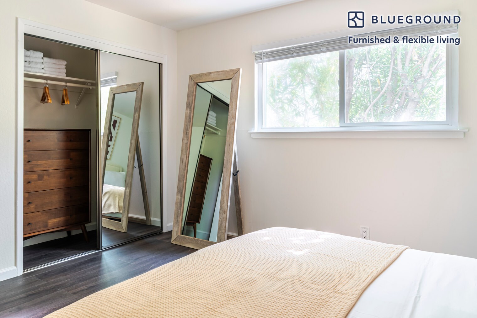 Building Photo - 1941 California St