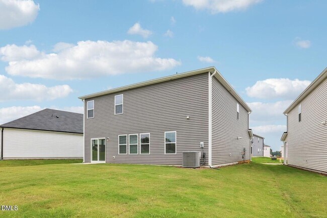 Building Photo - 693 White Birch Ln