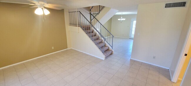 Building Photo - Scottsdale