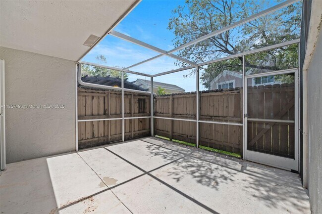 Building Photo - 1382 NW 123rd Ave
