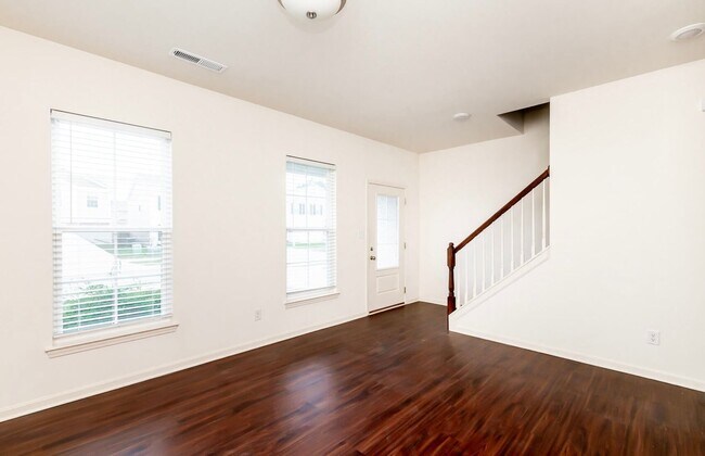 Building Photo - Caswell Springs - 4 bed, 3 full bath home
