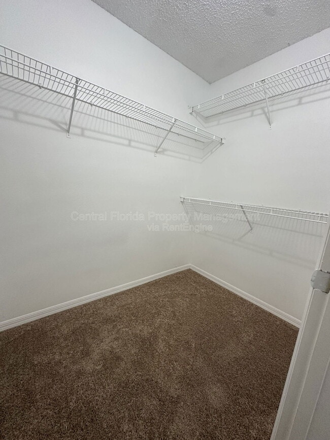 Building Photo - 13652 Glasser Ave