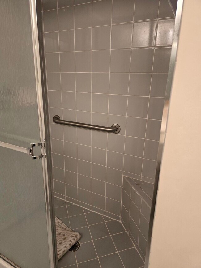 Building Photo - 12547 Imperial Isle Dr