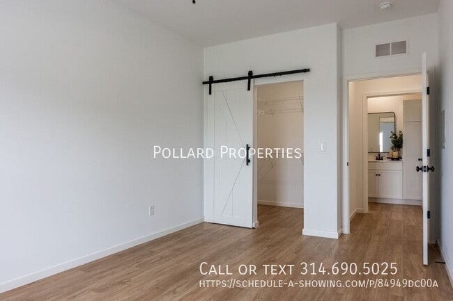 Building Photo - 809 Parkview Dr