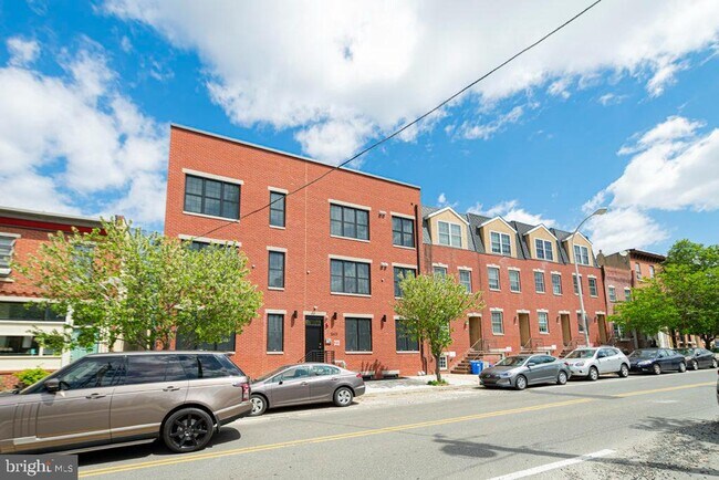 Building Photo - 2623 Christian St