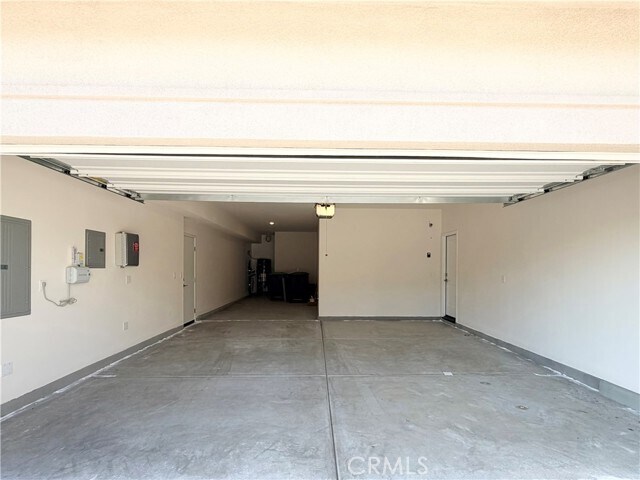 Building Photo - 26756 Bermudez St