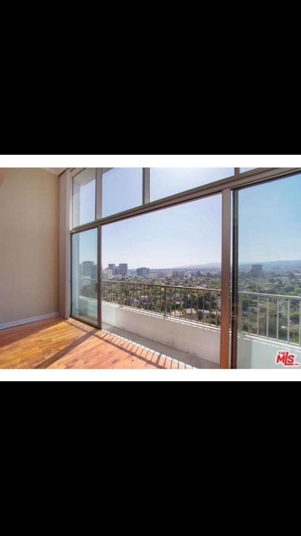 Building Photo - 10501 Wilshire Blvd