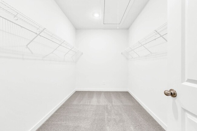 Building Photo - 2364 Woodmeadow Dr