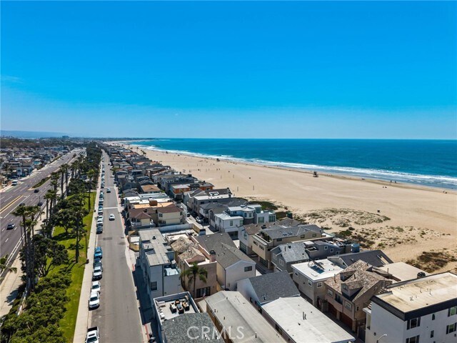 Building Photo - 7304 W Oceanfront