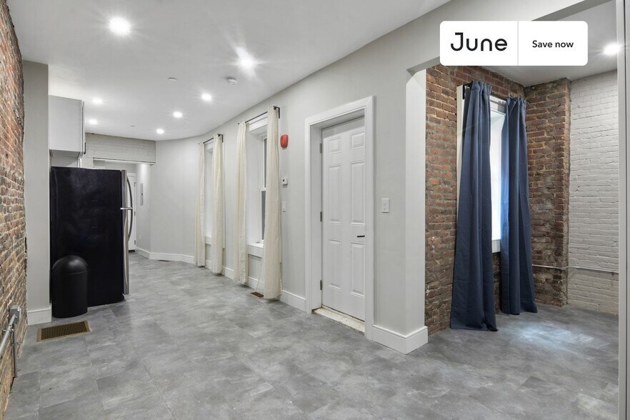 Building Photo - 17 Sheafe St