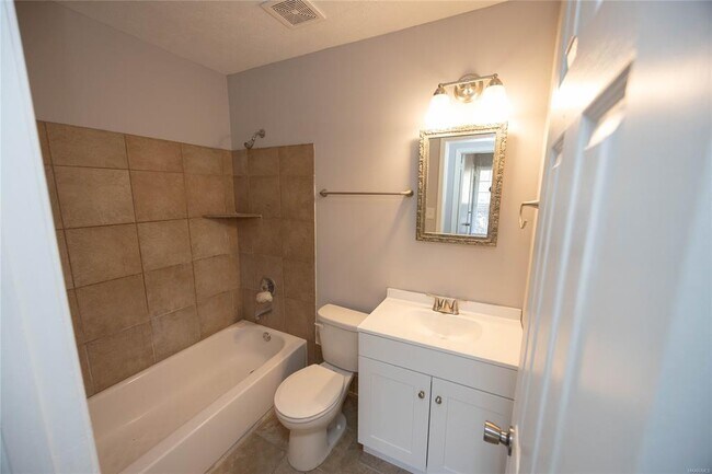 Building Photo - 753 Mary Ethel Dr