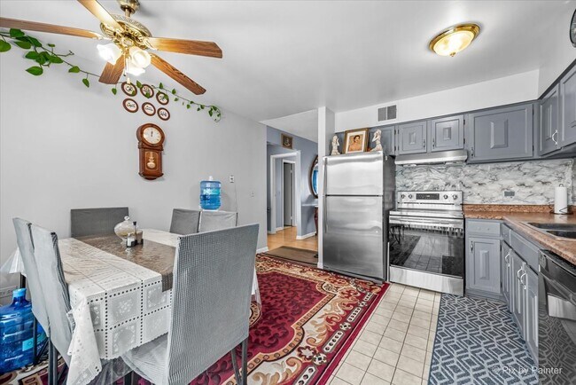 Building Photo - 1452 Carol Ct