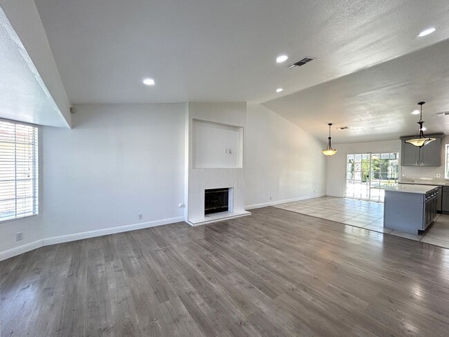 Building Photo - COMING SOON! GORGEOUS 3 Bedroom 2 Bathroom Cathedral City POOL HOME WITH SOLAR!