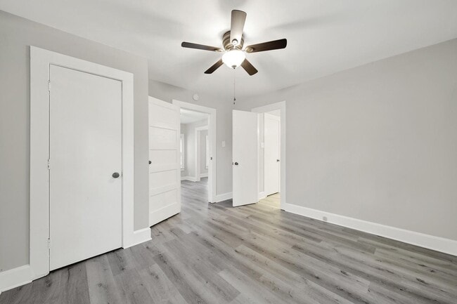 Building Photo - Recently Renovated 2 Bedroom Home in Rock ...