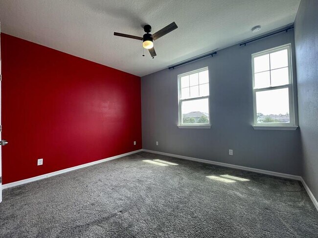 Building Photo - 5211 Avalon Park Blvd