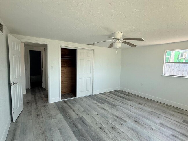 Building Photo - 13428 Neptune Dr