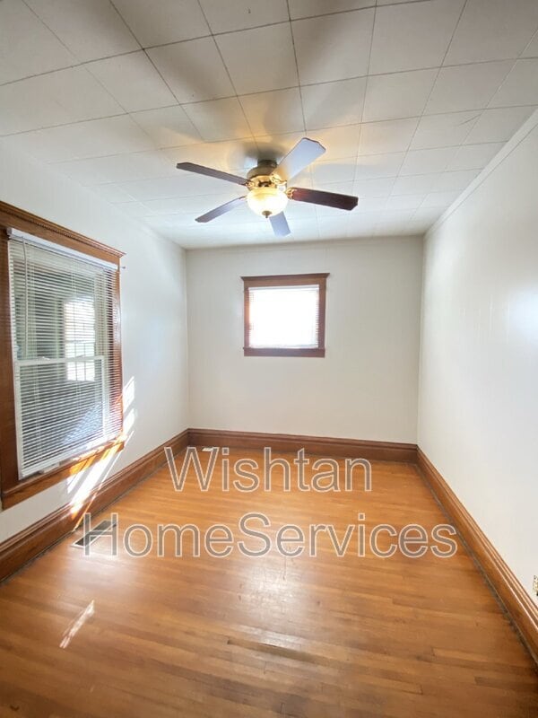 Building Photo - 814 Macomb St