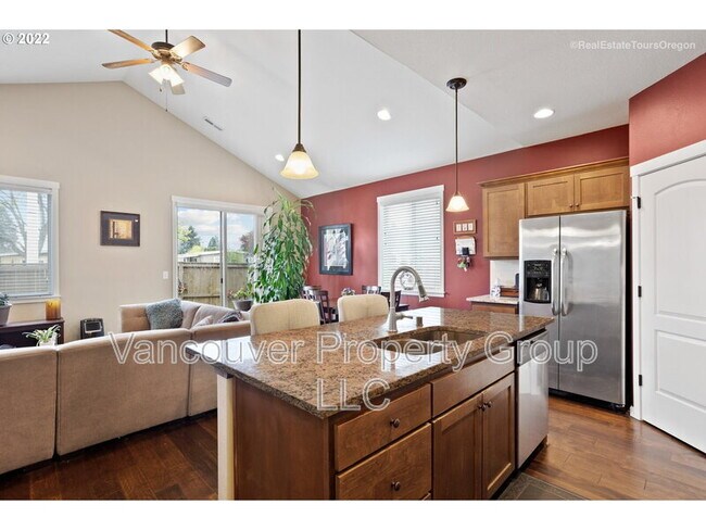 Building Photo - 2707 NE 131st Ct