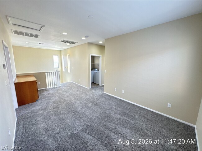 Building Photo - 711 Taliput Palm Pl