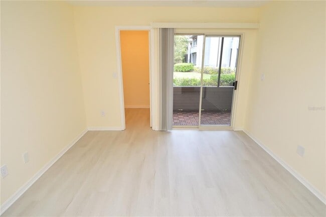 Building Photo - 10263 Gandy Blvd N