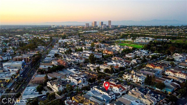 Building Photo - 512 Jasmine Ave