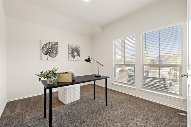 Building Photo - 1944 T H Johnson Dr