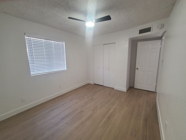 Building Photo - 4532 E Caballero Cir