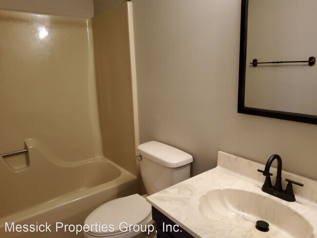 Building Photo - 2 br, 2 bath House - 163 Cedar Lake Trail